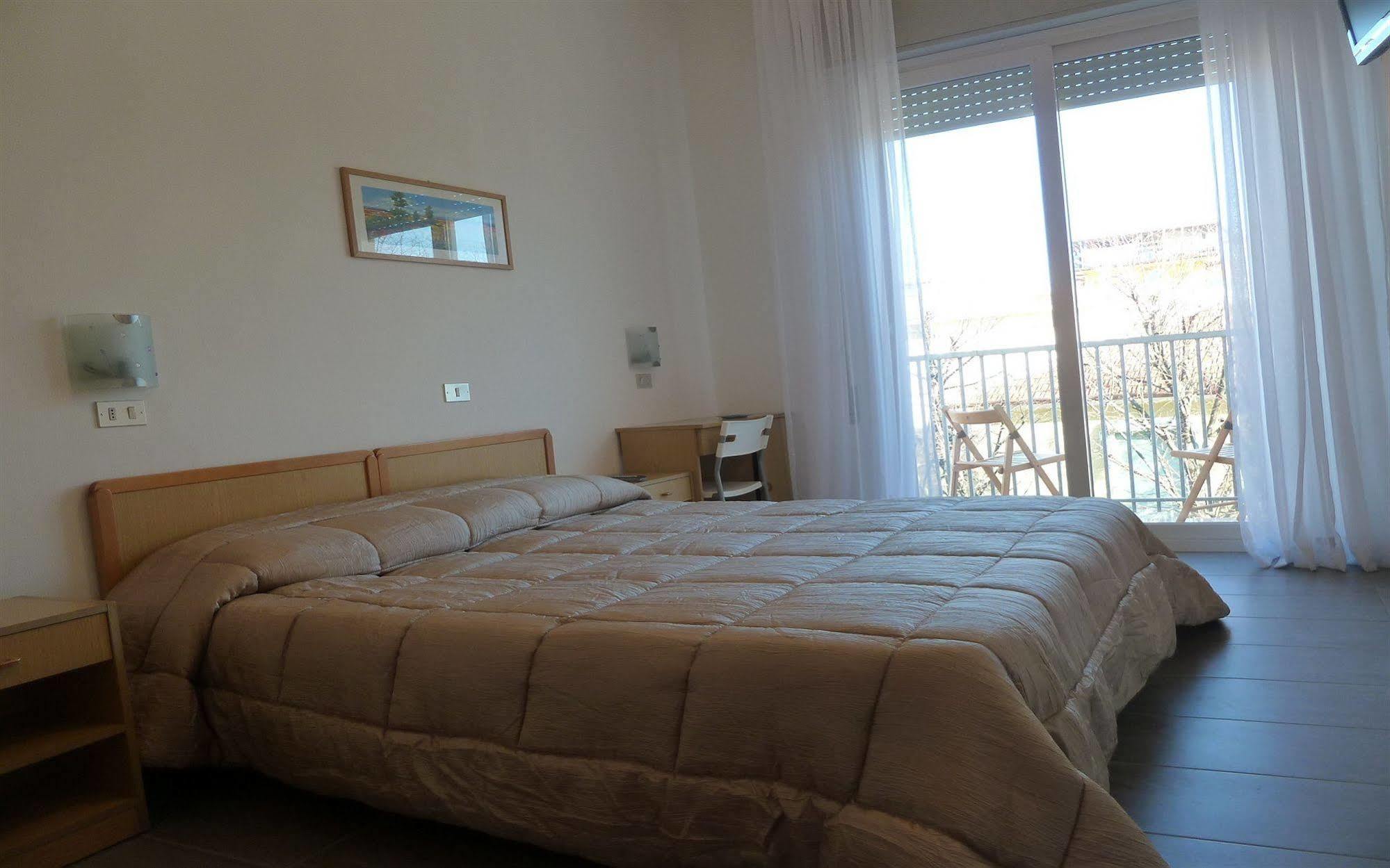 Hotel Abamar ริมินี ภายนอก รูปภาพ